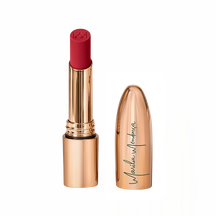 OC�ANE MAR�LIA MENDON�A BATOM VERMELHO